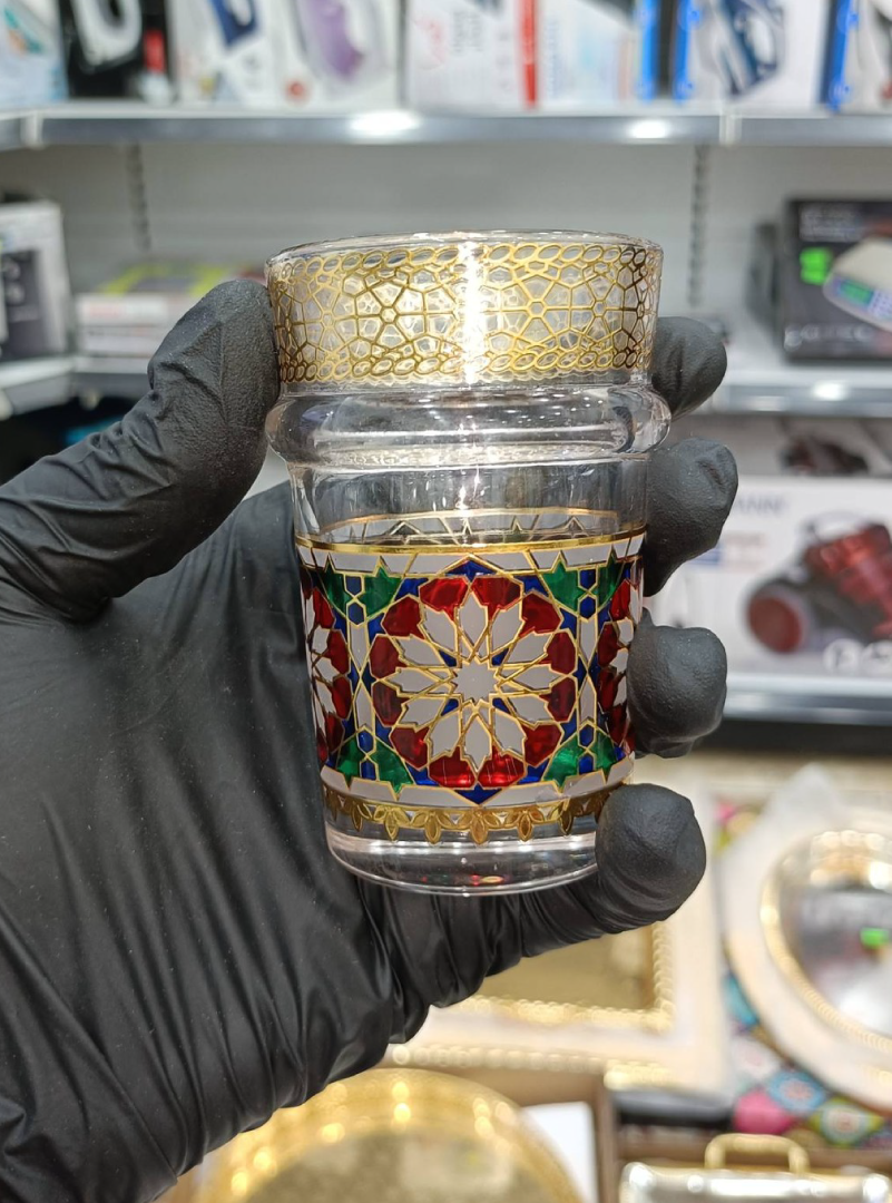 طقم أكواب شاي الزليج - 12 قطعة بثلاث الوان مختلفة